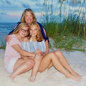 Meet your Posher, Angie